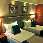 Western Premier Karsiyaka Convention & מלון 5*