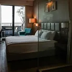 מלון Western Premier Karsiyaka Convention & 5*