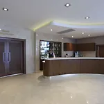 מלון Western Premier Karsiyaka Convention & 5*