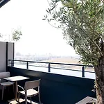 מלון Western Premier Karsiyaka Convention & 5*