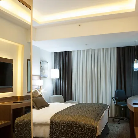 Western Premier Karsiyaka Convention & Отель 5*