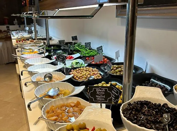 מלון Western Premier Karsiyaka Convention &