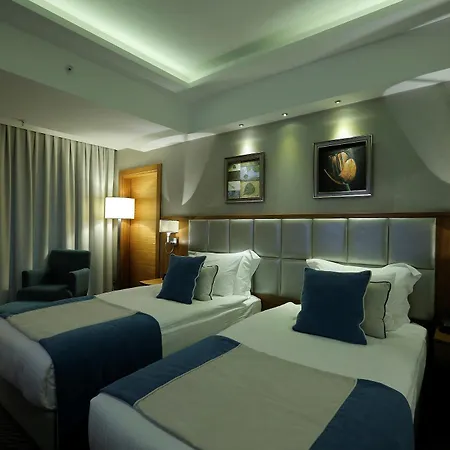 بست ويسترن بريمير كاريساكا 5*