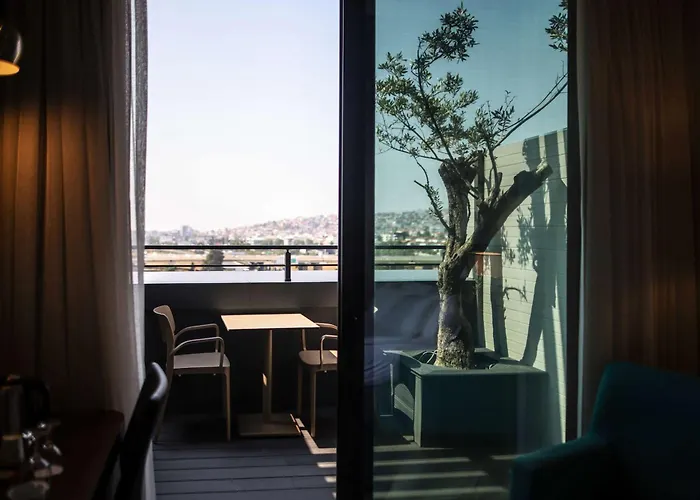 Western Premier Karsiyaka Convention &