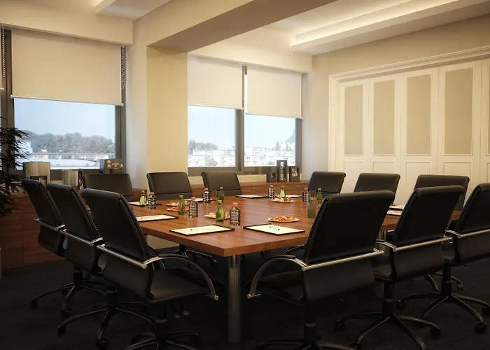 Western Premier Karsiyaka Convention & 5*