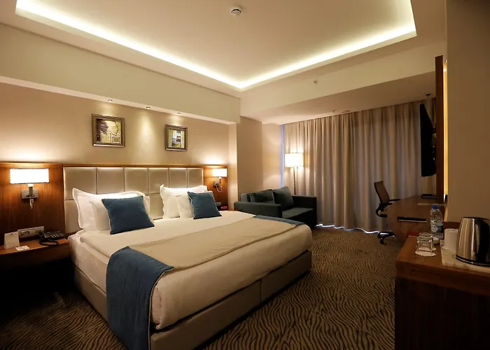 Western Premier Karsiyaka Convention & Hotel İzmir
