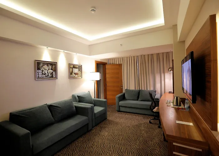 Hotel Western Premier Karsiyaka Convention &