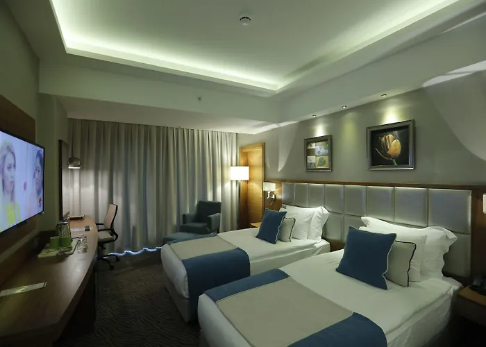 Western Premier Karsiyaka Convention & Отель 5*